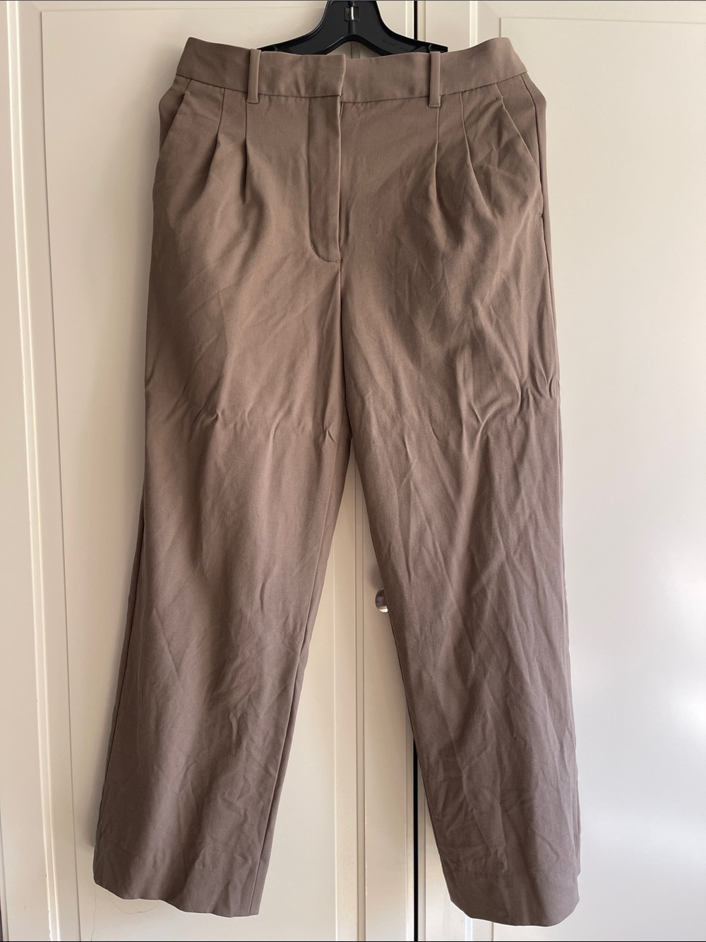 Aritzia The Effortless Pants in Wool